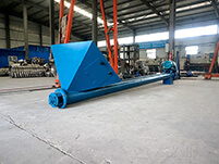 螺旋輸送機(jī)的輸送結(jié)構(gòu)為：螺旋機(jī)殼，螺旋軸，螺旋葉片，螺旋電機(jī)等多個(gè)部件的使用。